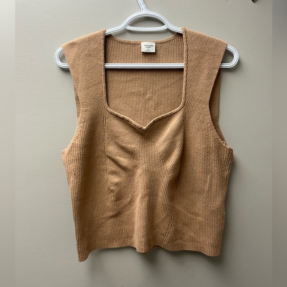 Abercrombie & Fitch Sweetheart‎ Style Light Brown Top - XL